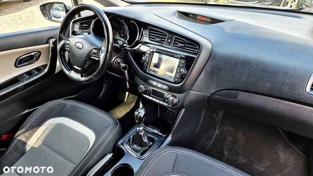 Kia Ceed 1.6 GDI XL - 34
