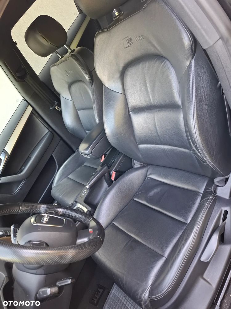 Audi A3 Sportback 2.0 TDI DPF quattro S line Sportpaket - 16