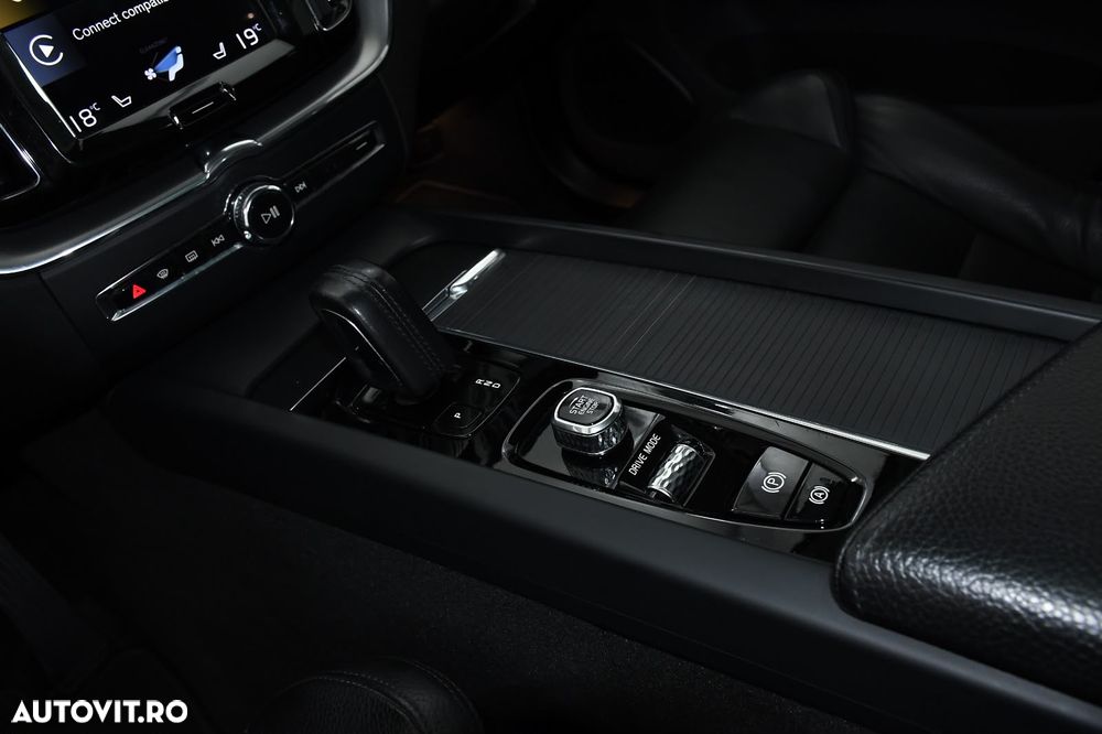 Volvo XC 60 - 13