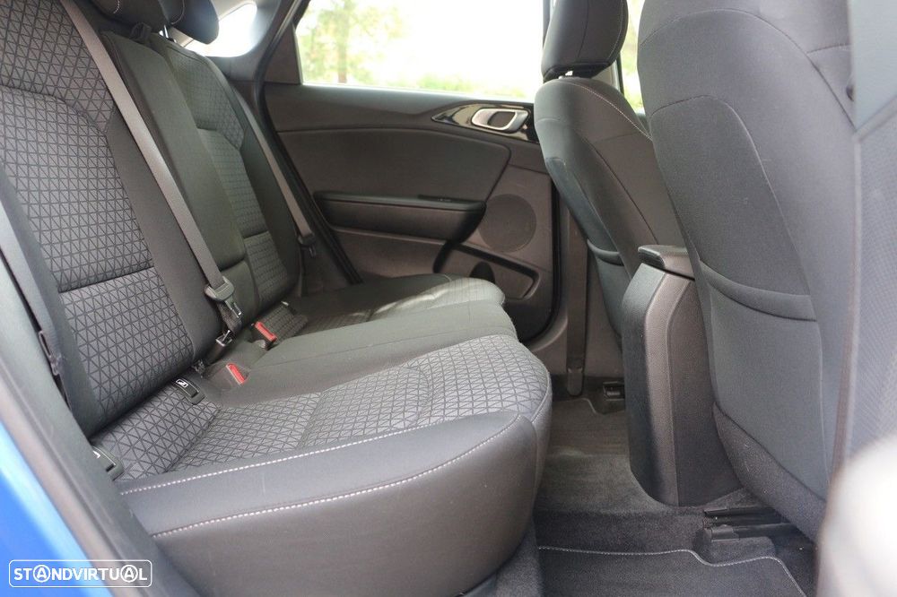 Kia Ceed 1.4 T-GDI TX+SRF 7DCT — fotografia 19