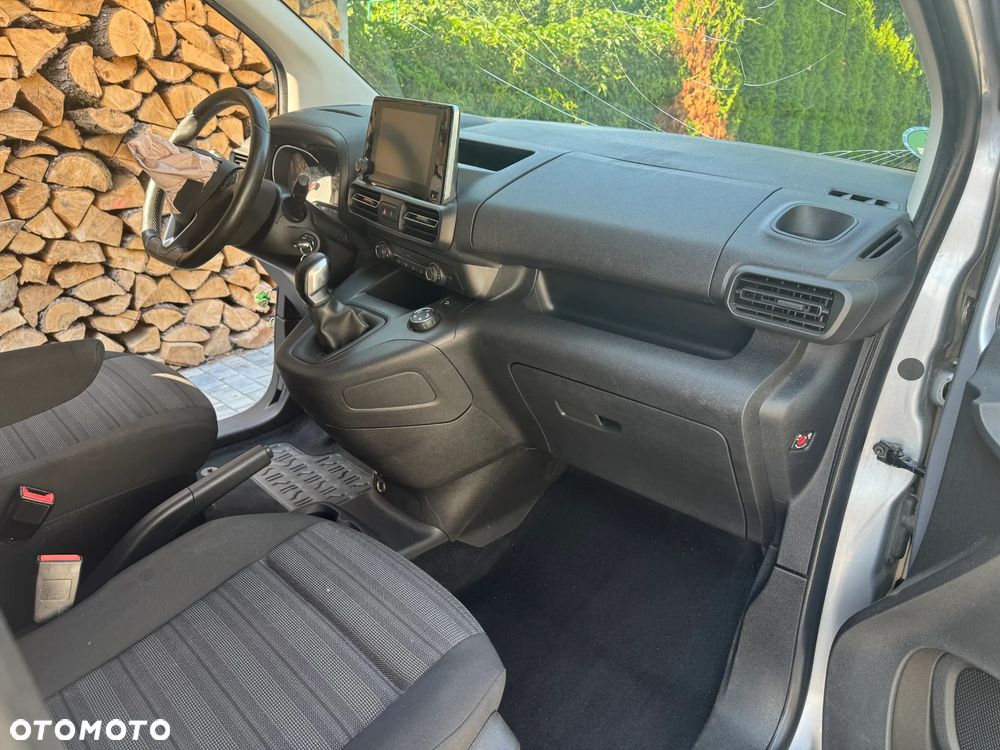 Opel Combo 1.5 D Start/Stop Selection - 9