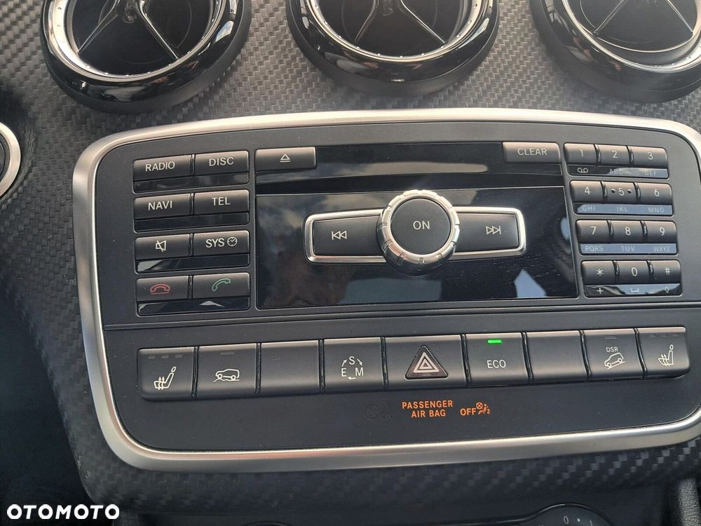 Mercedes-Benz GLA - 18