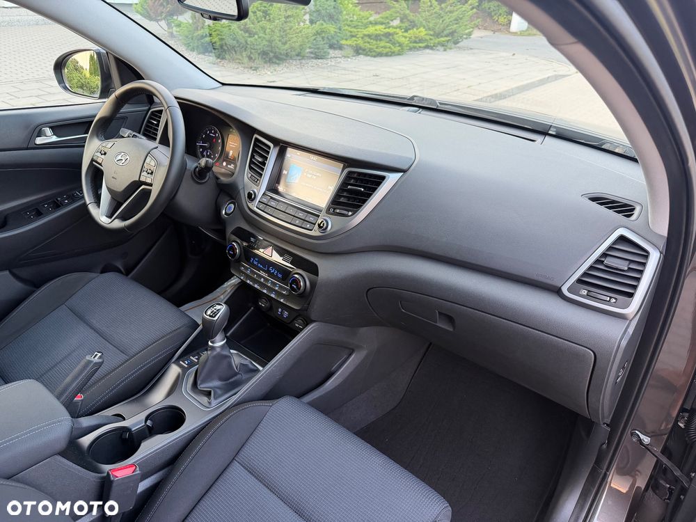 Hyundai Tucson 1.6 GDI BlueDrive Design 2WD - 29