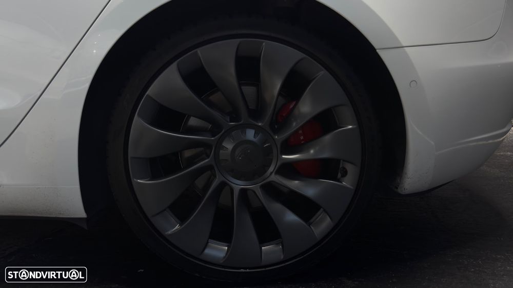 Tesla Model 3 Performance Dual Motor AWD - 39