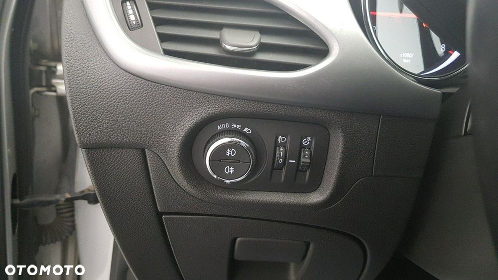 Opel Astra - 20