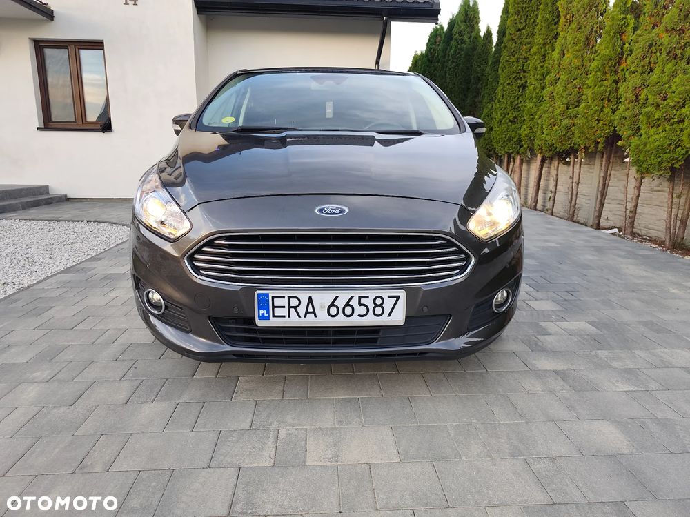 Ford S-Max - 34
