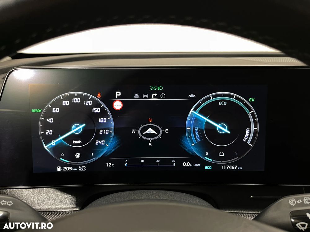 Kia Sportage 1.6 T-GDI HEV 6AT 4x2 Business Line - 31