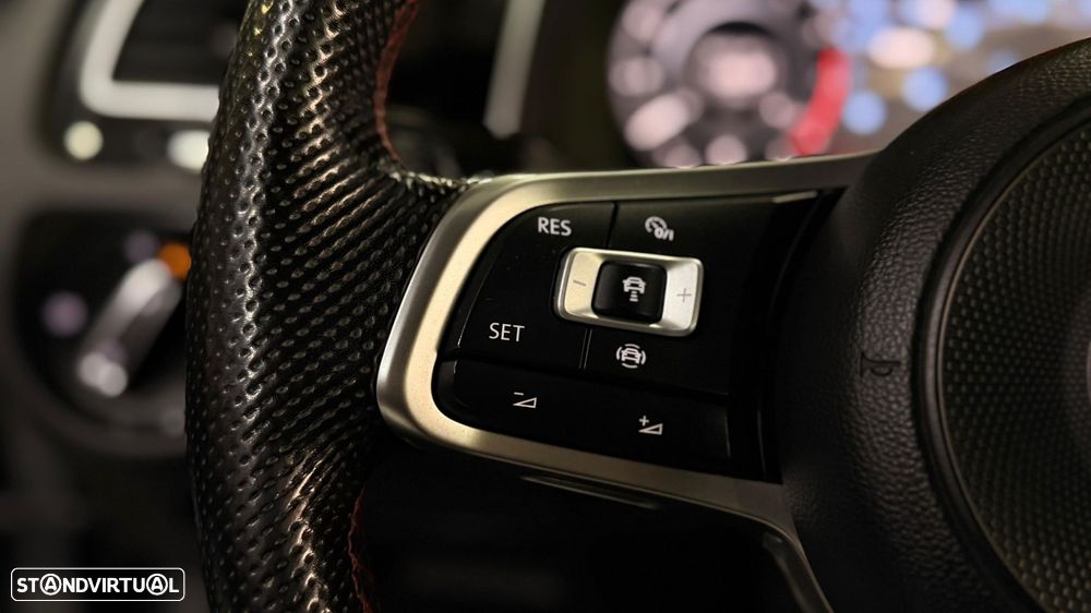 VW Golf 2.0 TSI GTi TCR DSG - 41