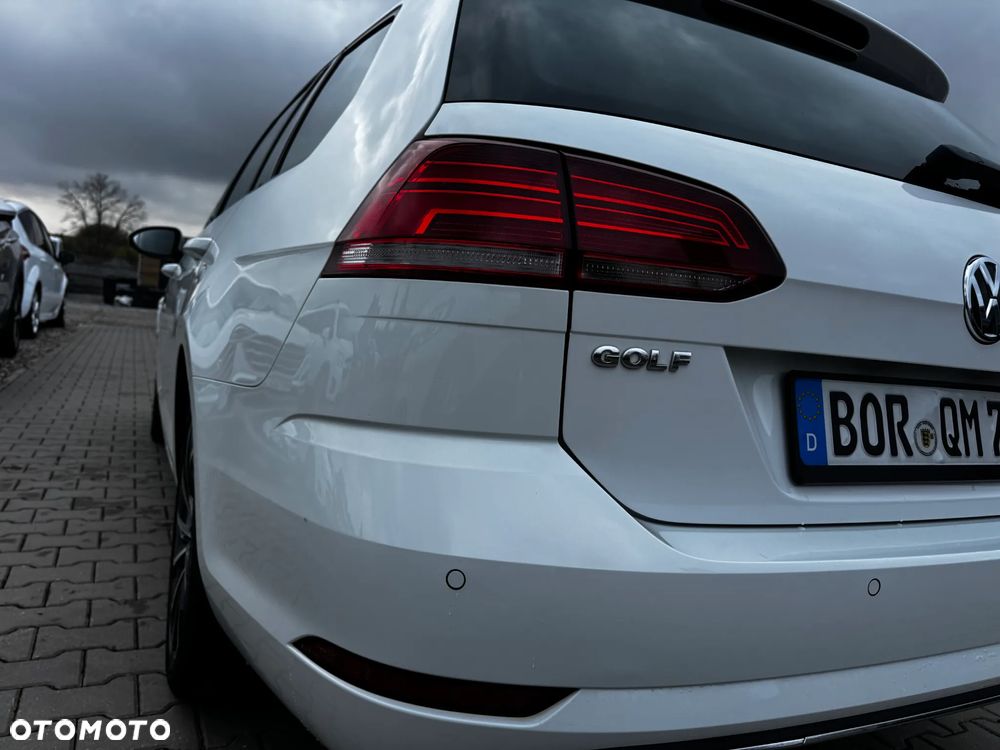 Volkswagen Golf 1.5 TSI ACT DSG Sound - 10