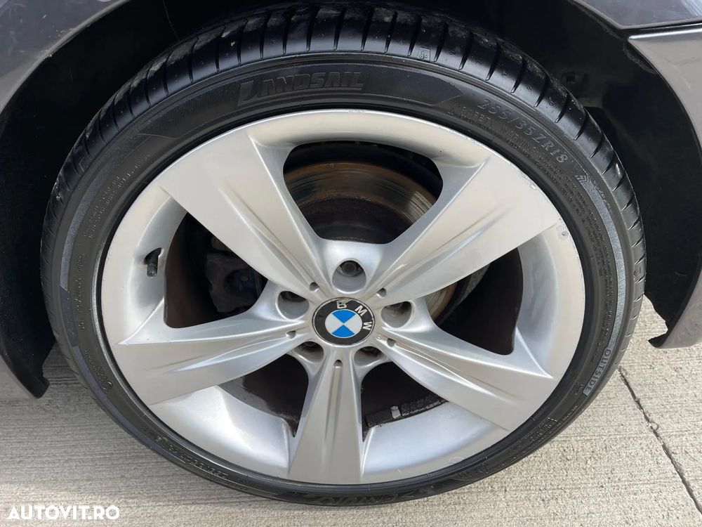 BMW Seria 3 320i - 9