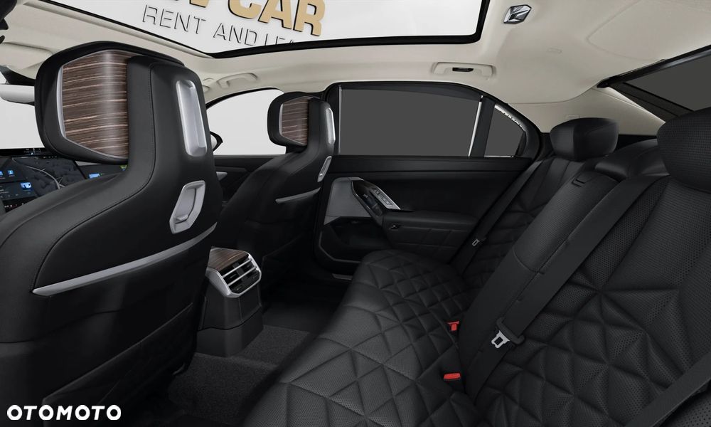 BMW Seria 7 - 31