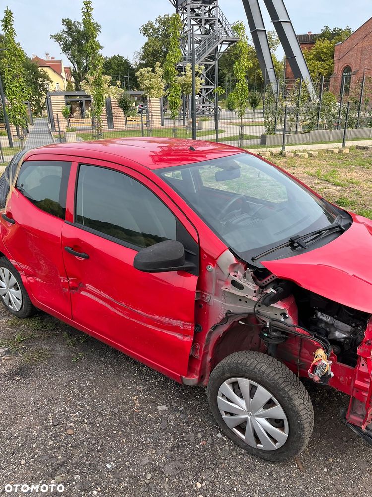 Toyota Aygo x - 4
