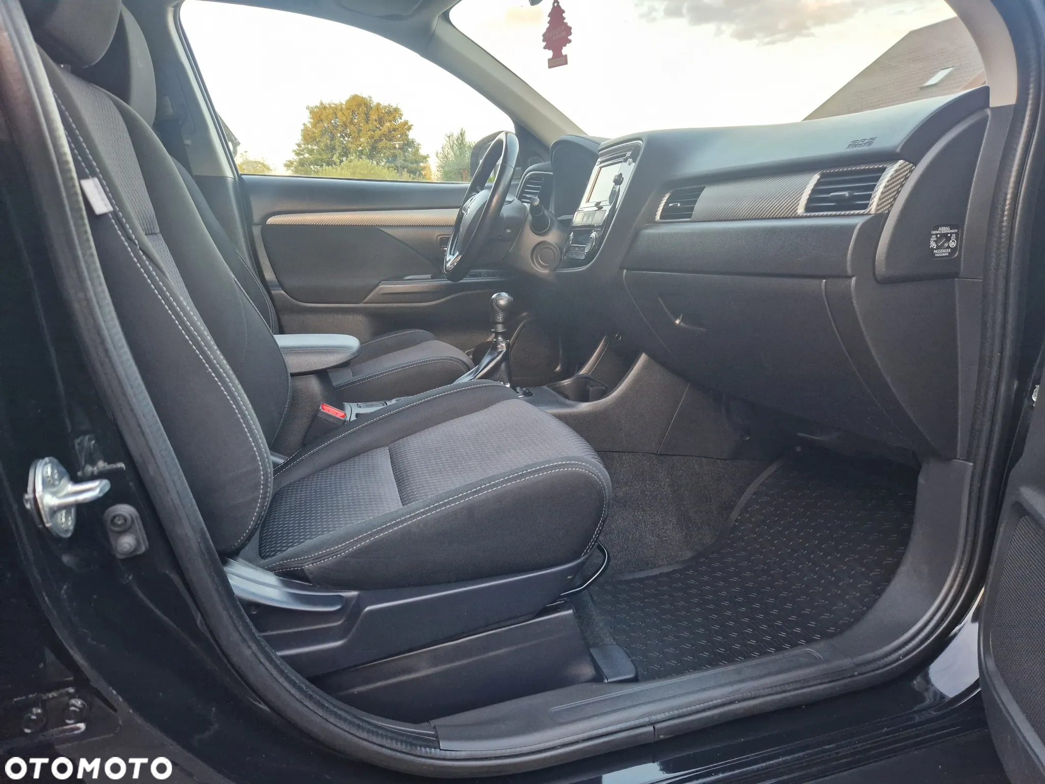 Mitsubishi Outlander 2.2 DID Intense + 4WD - 12