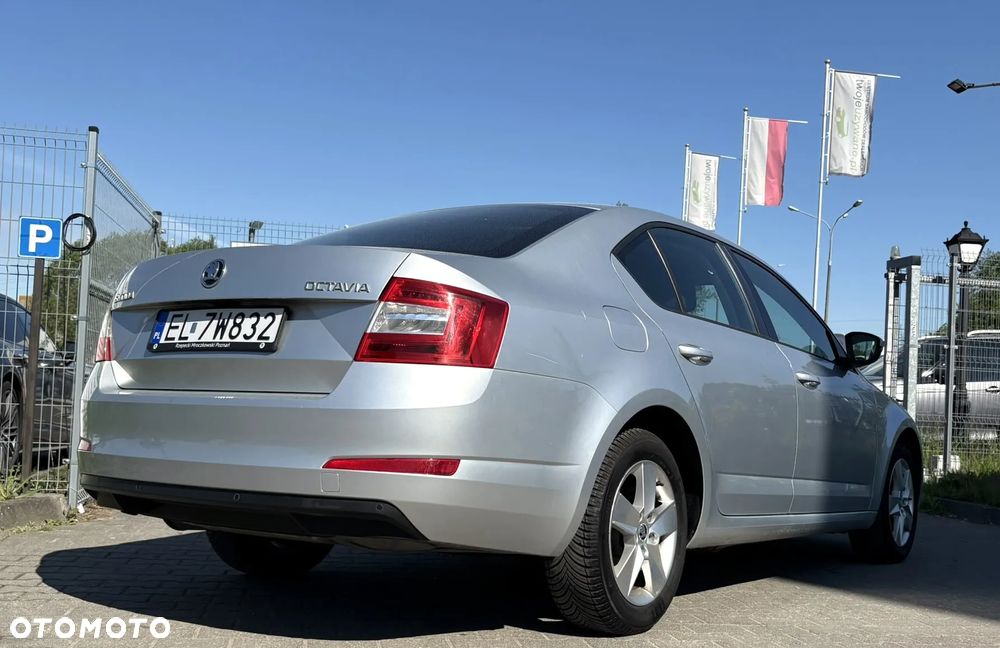 Skoda Octavia 1.4 TSI Ambition DSG - 8