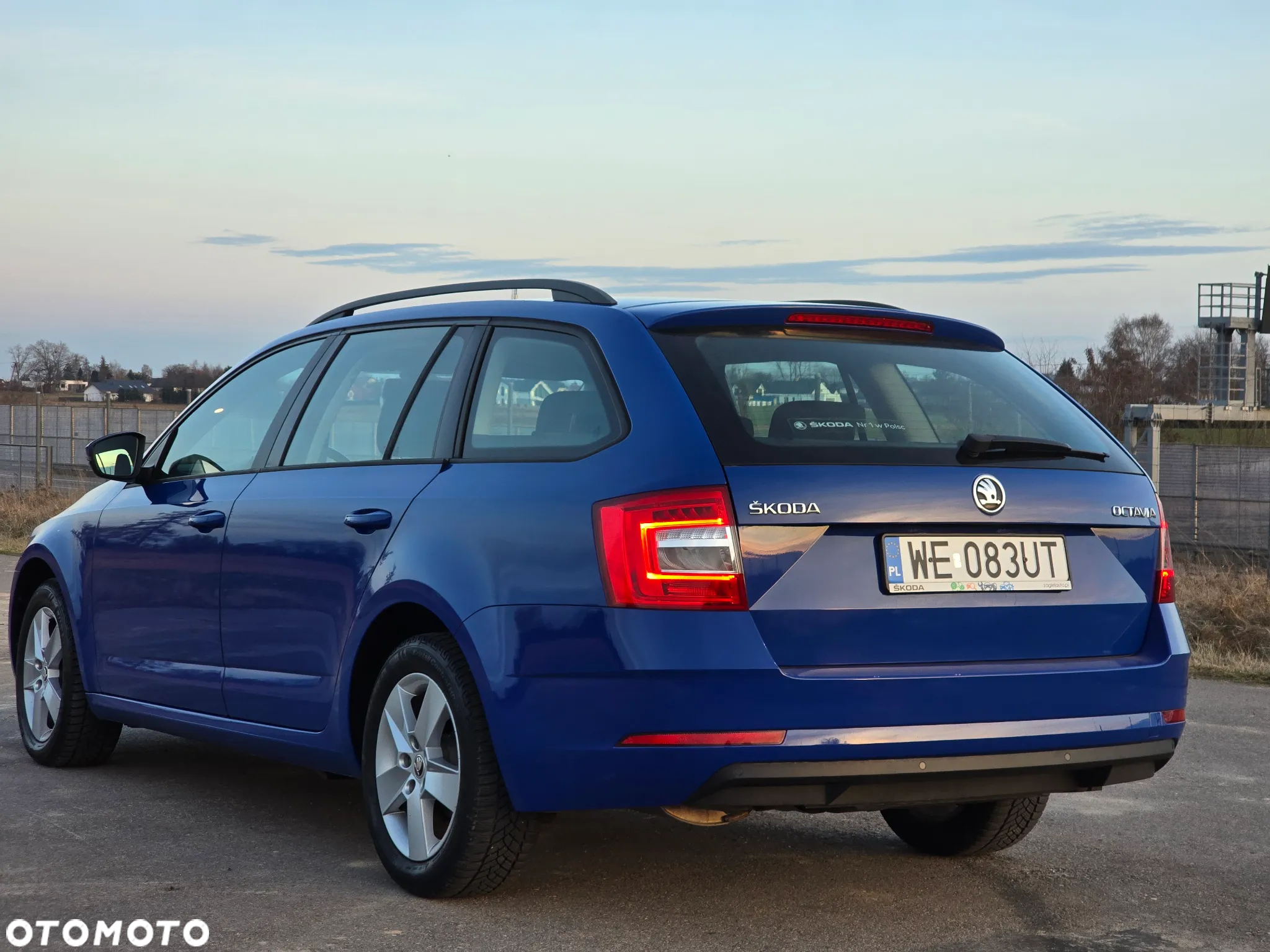 Skoda Octavia 2.0 TDI Ambition DSG - 6