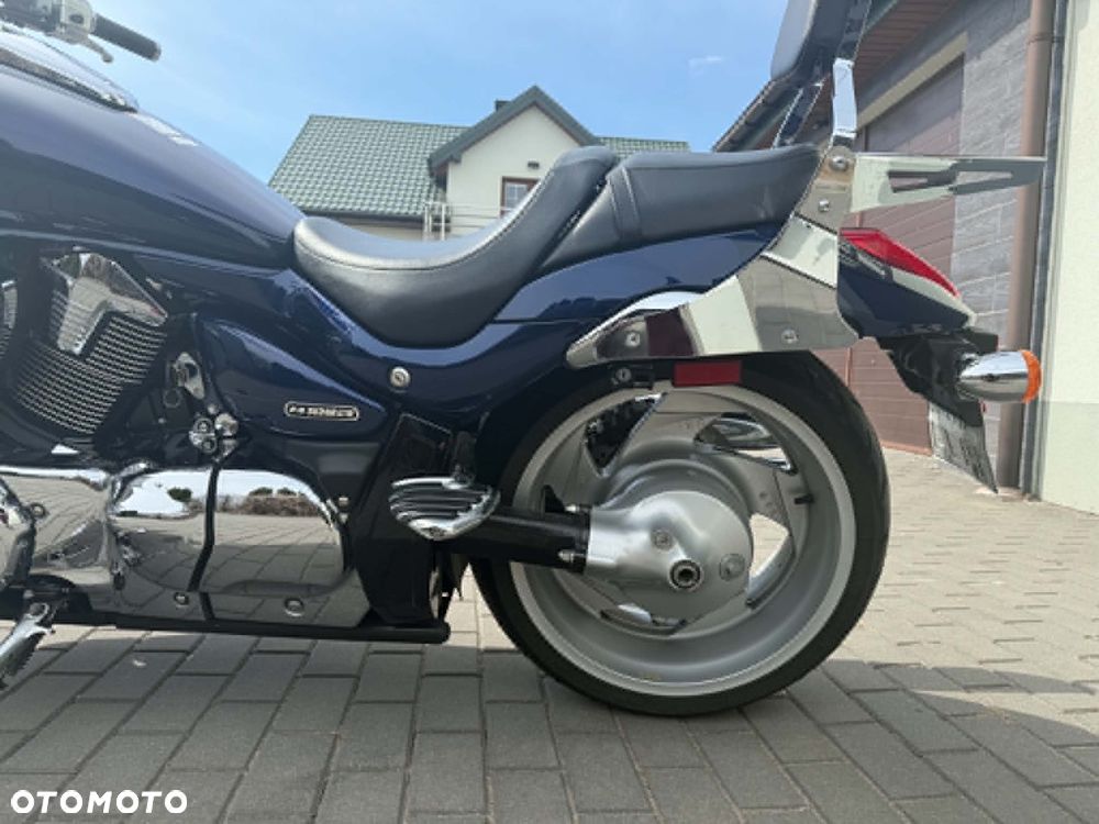 Suzuki Boulevard - 7