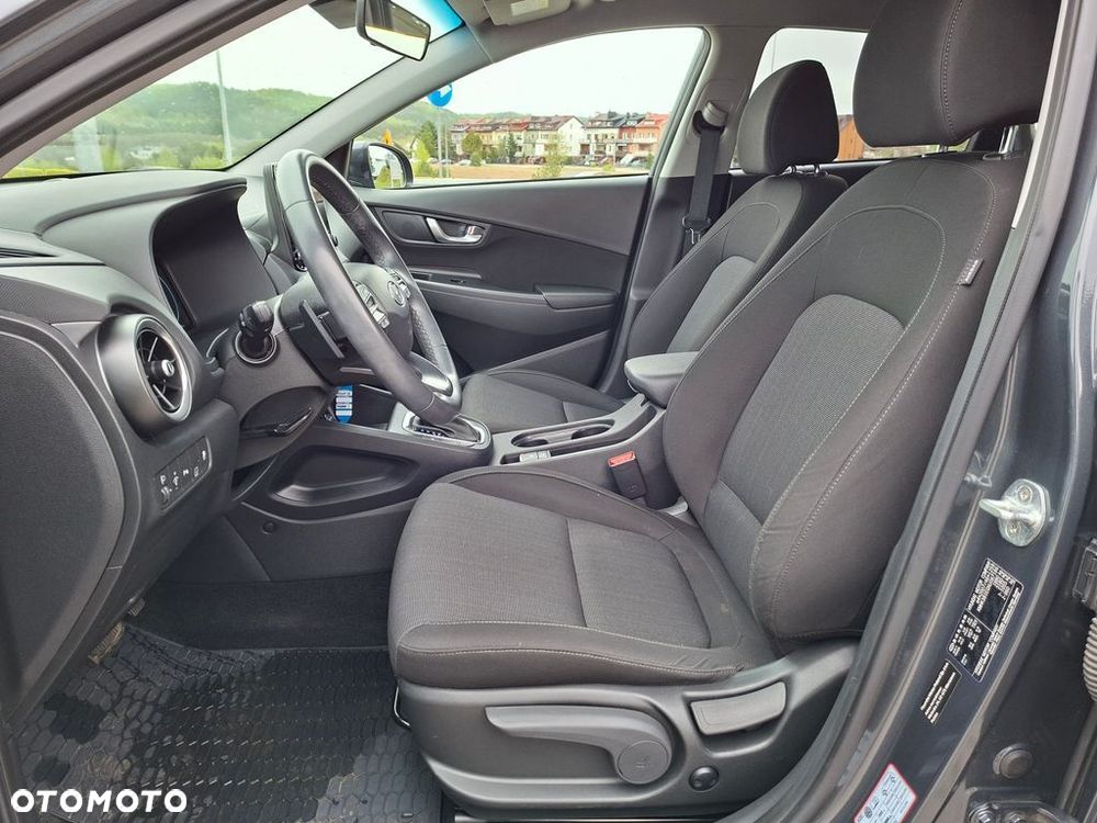 Hyundai Kona - 15