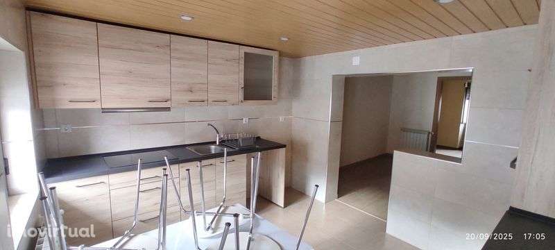 Moradia em Pedra em Manteigas – 4 Quartos – Aquecimento Central - Grande imagem: 3/9