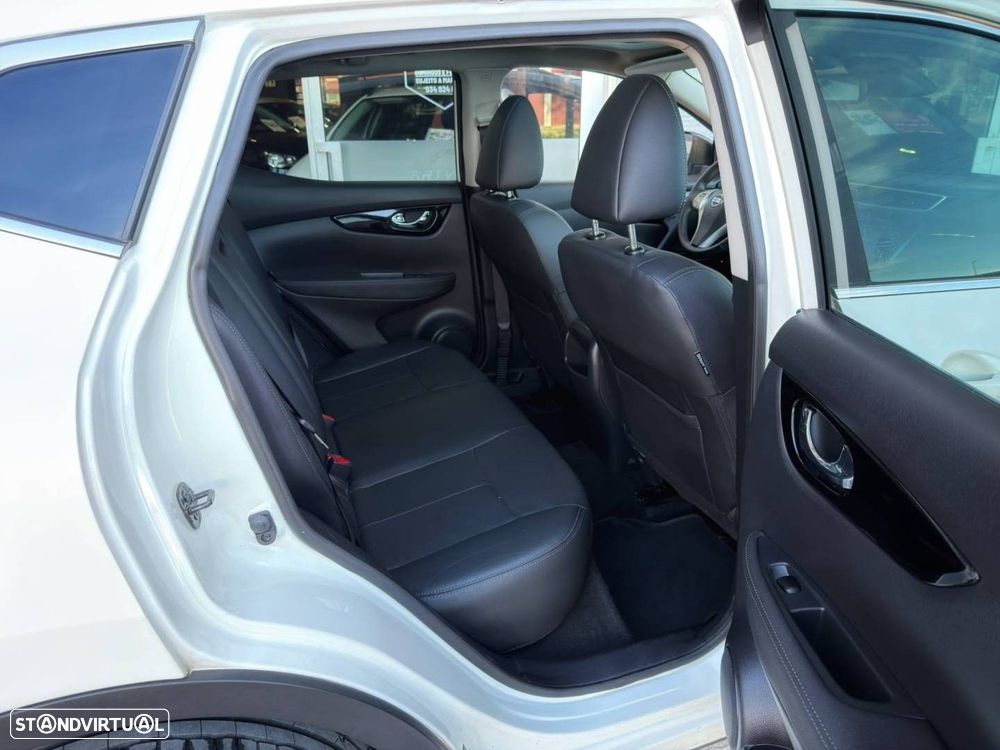 Nissan Qashqai 1.5 dCi Tekna Premium - 23