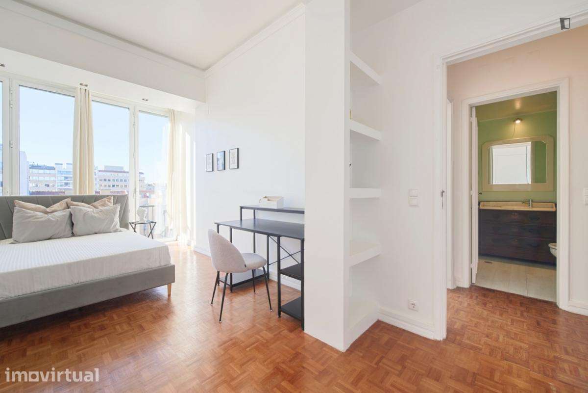 Quarto - localizado em Entrecampos Lisbon - Grande imagem: 3/37