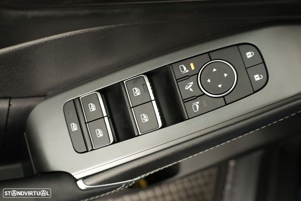 Nissan Qashqai 1.3 DIG-T N-Connecta LED Xtronic - 19