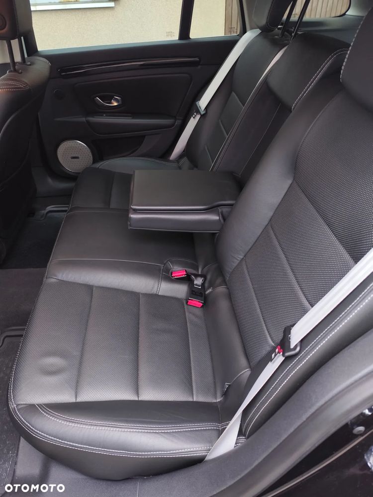 Renault Laguna dCi 150 FAP Start-Stop Bose Edition - 12