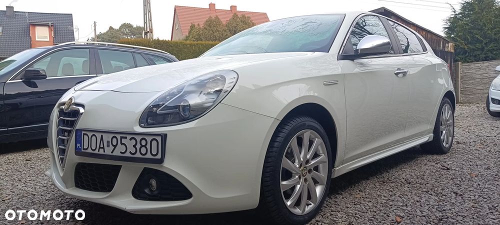 Alfa Romeo Giulietta - 2