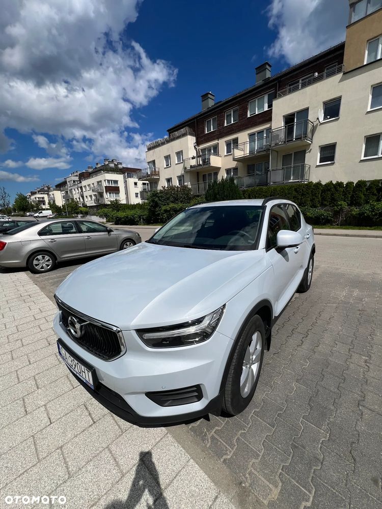 Volvo XC 40 T3 Momentum Core - 2
