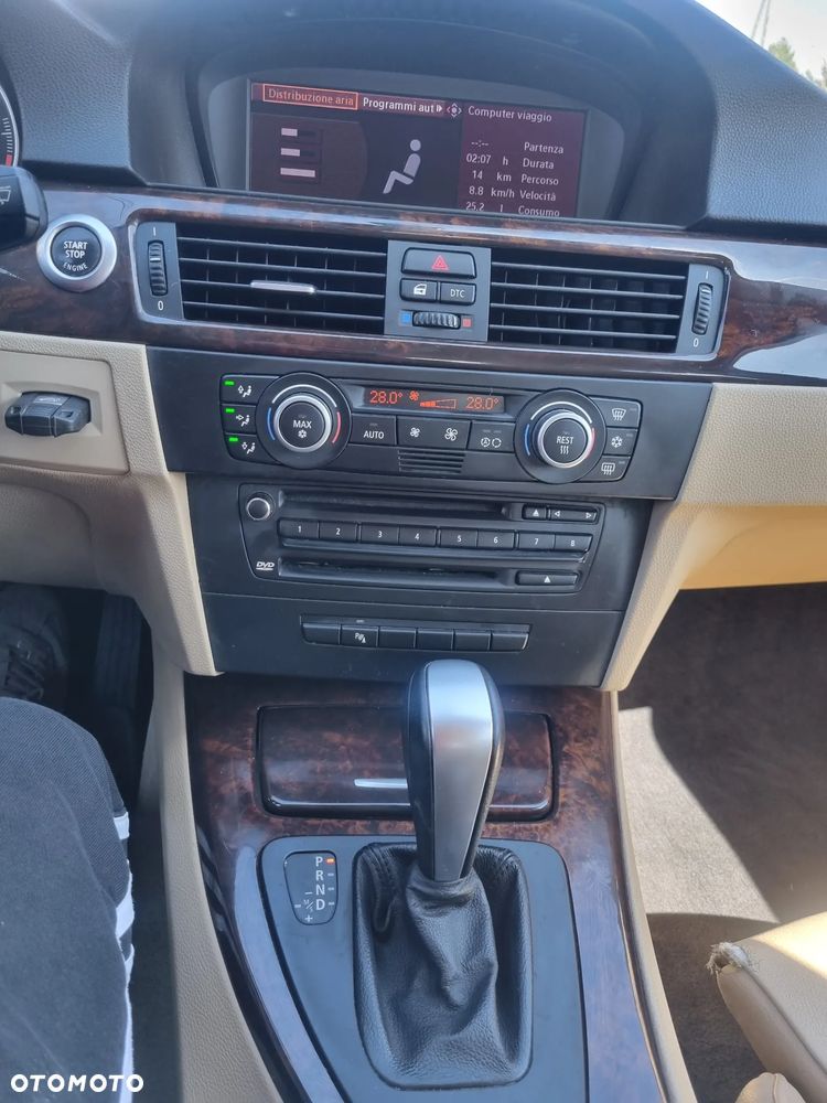 BMW Seria 3 320d DPF - 10