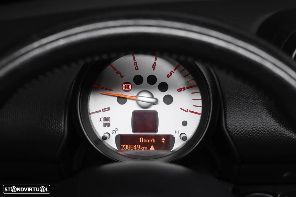 MINI Paceman Cooper D - 17