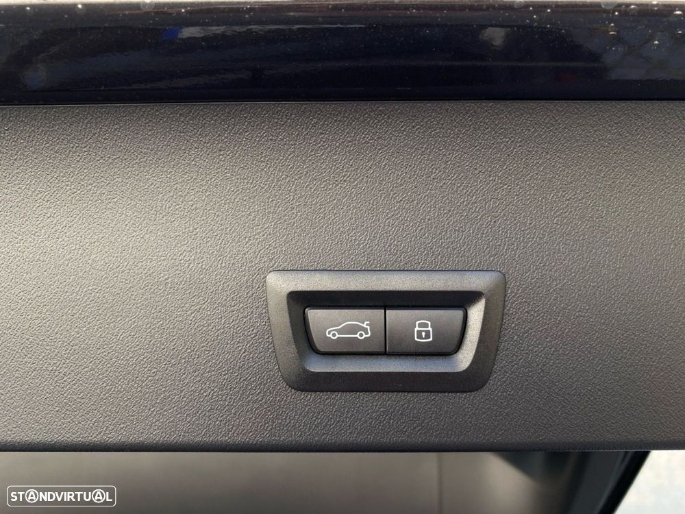 BMW X3 30 e xDrive Pack M Desportivo - 25