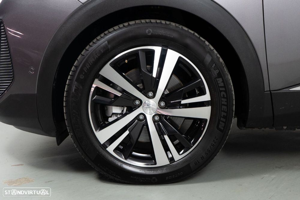 Peugeot 3008 1.6 Hybrid4 GT e-EAT8 - 23