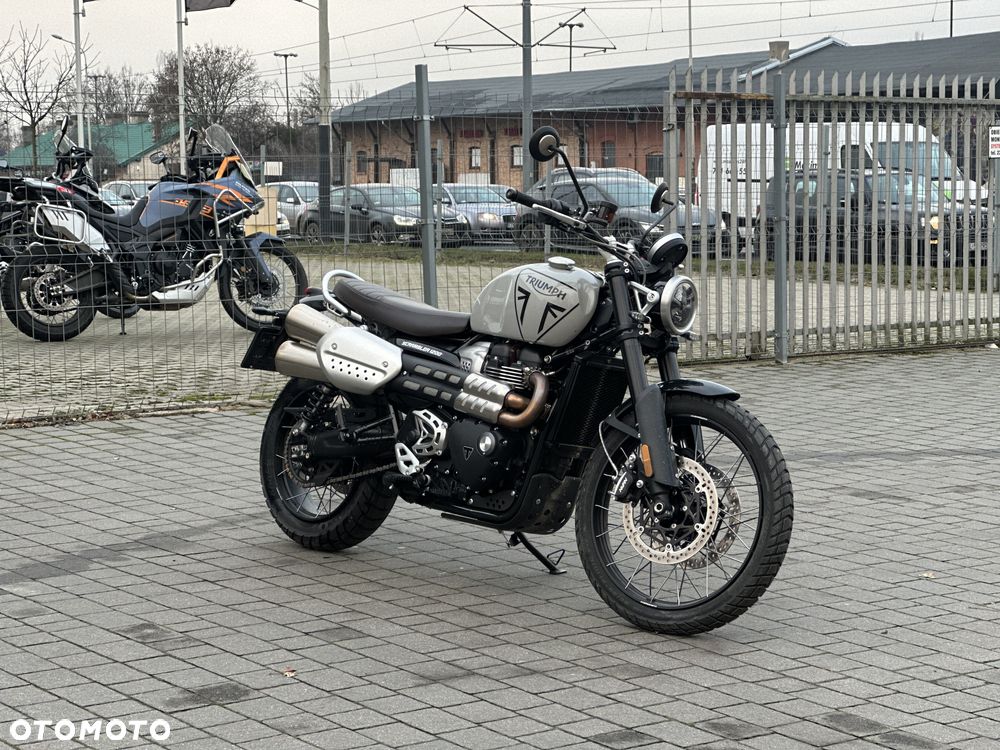 Triumph Scrambler - 3