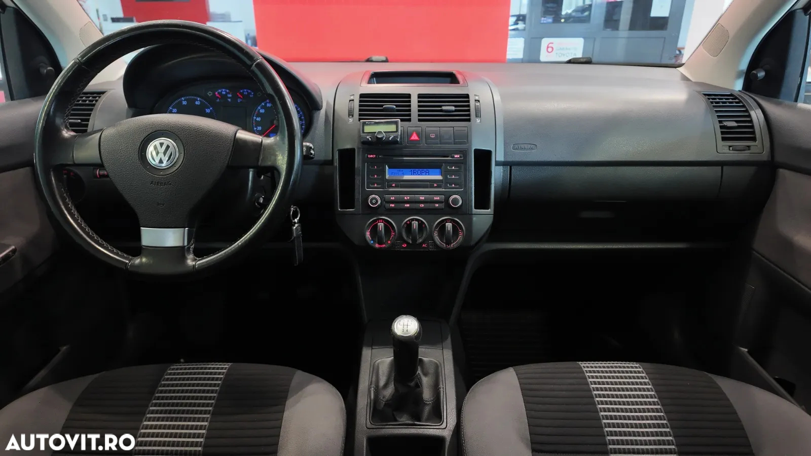 Volkswagen Polo 1.2 Blue Motion Technology Team - 16