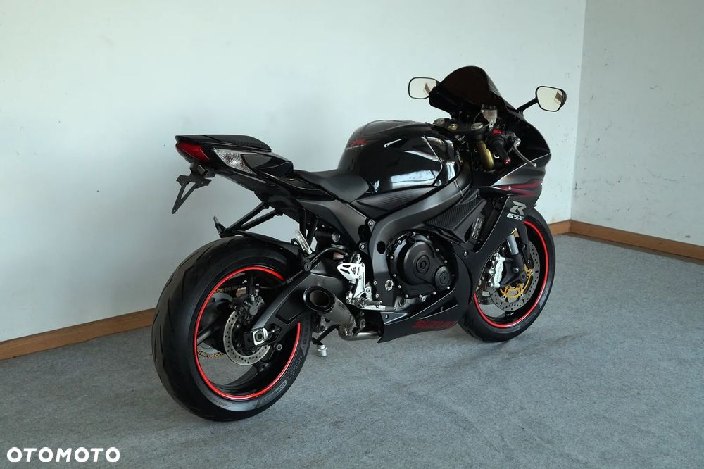 Suzuki GSX-R - 7
