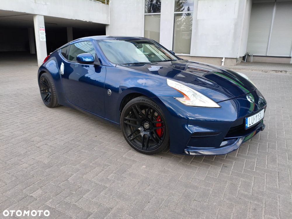 Nissan 370 Z 3.7 V6 Nismo - 2