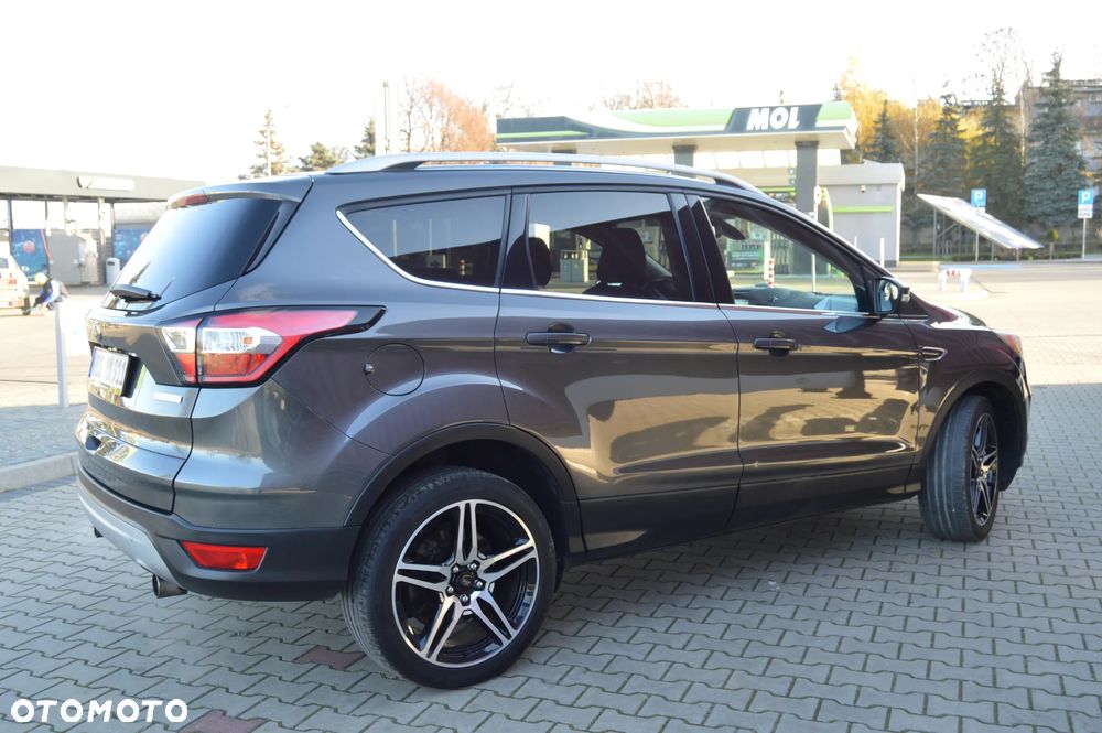 Ford Kuga 1.5 EcoBoost 2x4 Titanium - 20