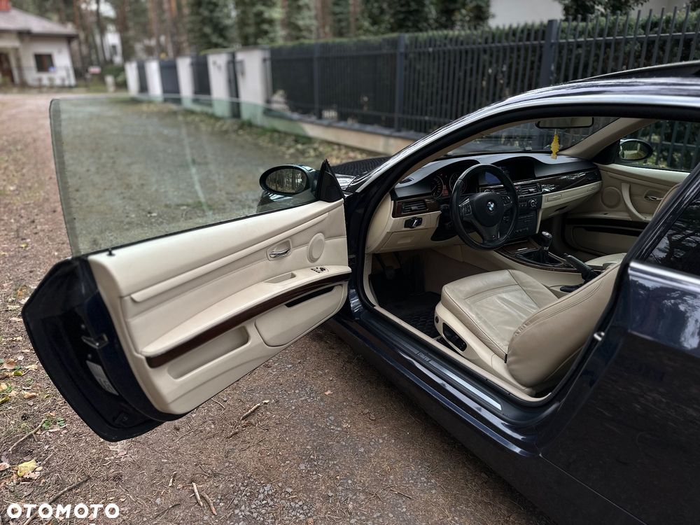 BMW Seria 3 330xi - 7