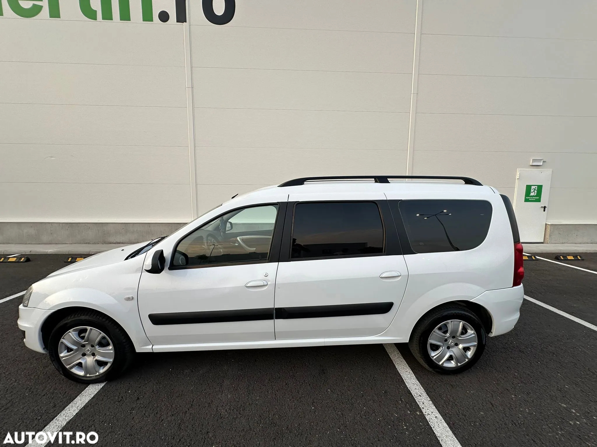Dacia Logan 1.5 90CP Laureate - 8