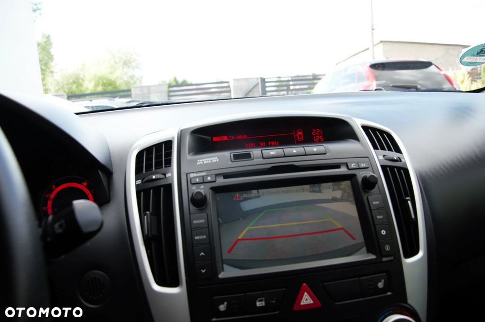 Kia Ceed 1.6 CVVT LX - 17