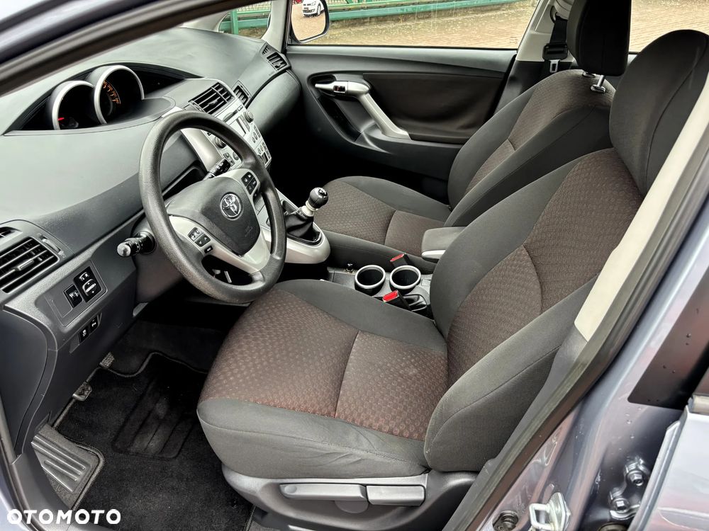 Toyota Verso 1.6 Edition - 11