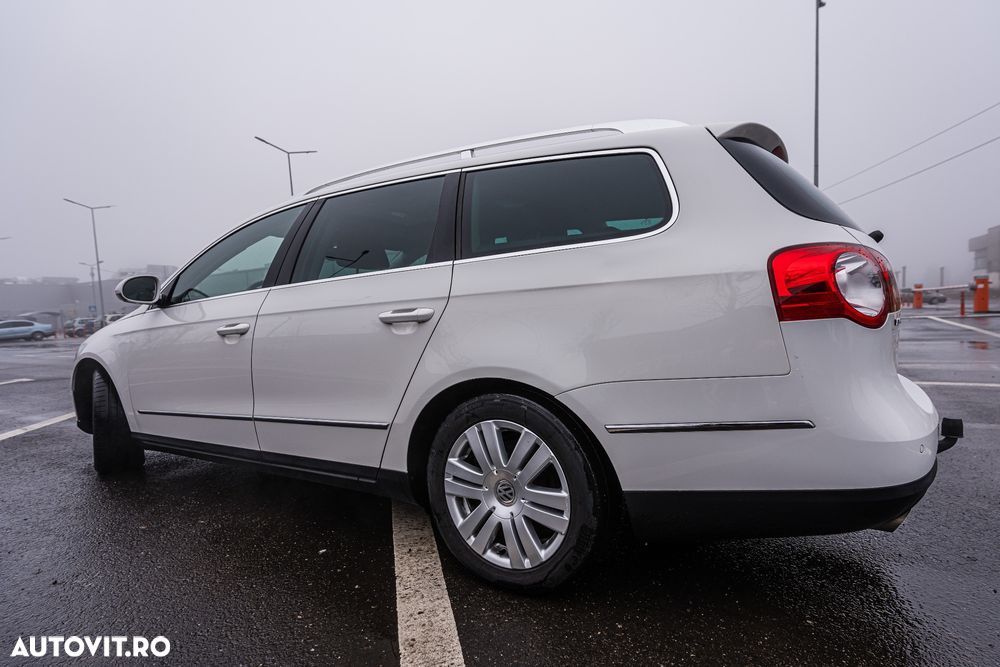 Volkswagen Passat Variant 2.0 TDI DPF Highline - 32