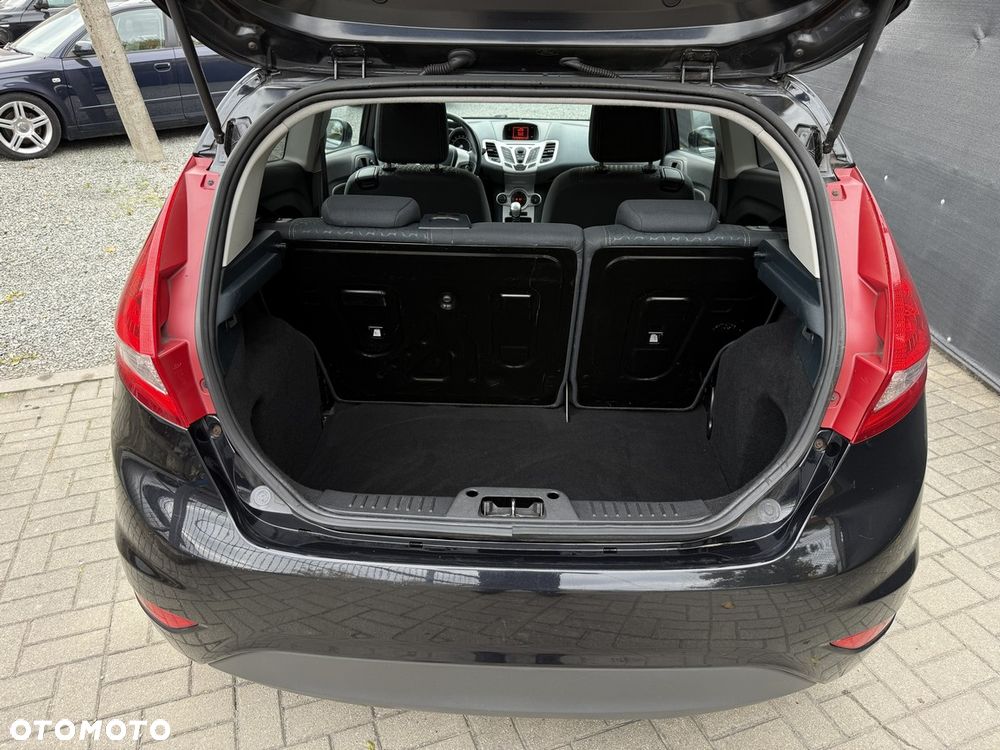 Ford Fiesta 1.25 Titanium - 34