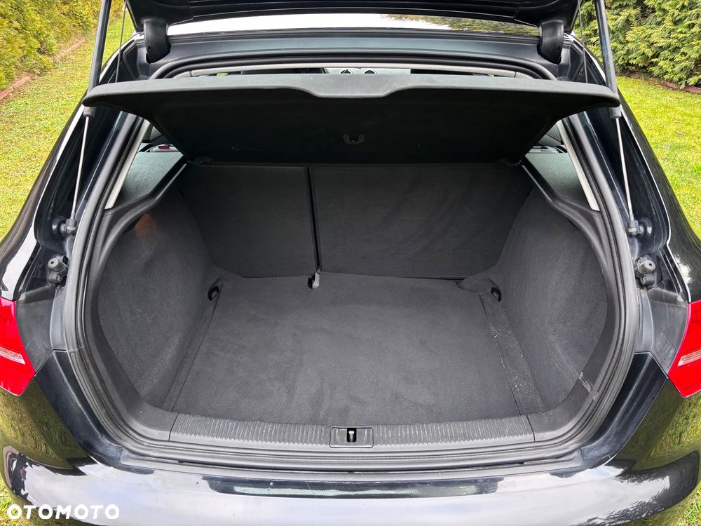 Audi A3 Sportback 1.6 Ambiente - 10