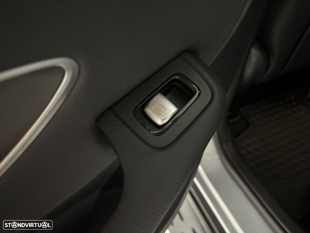 Mercedes-Benz GLC 300 de Coupé 4Matic - 39