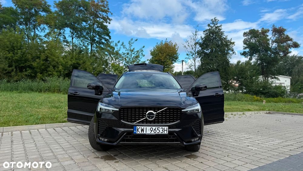 Volvo XC 60 B5 B AWD Plus Dark - 3