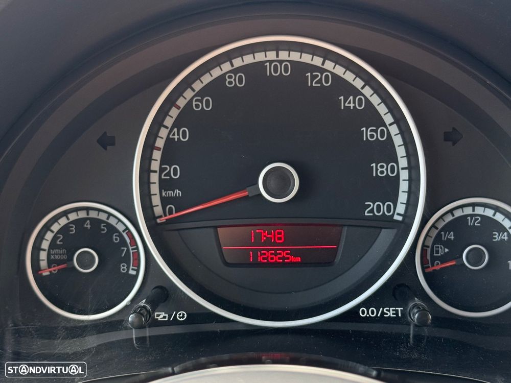 VW Up! 1.0 BlueMotion Move - 13