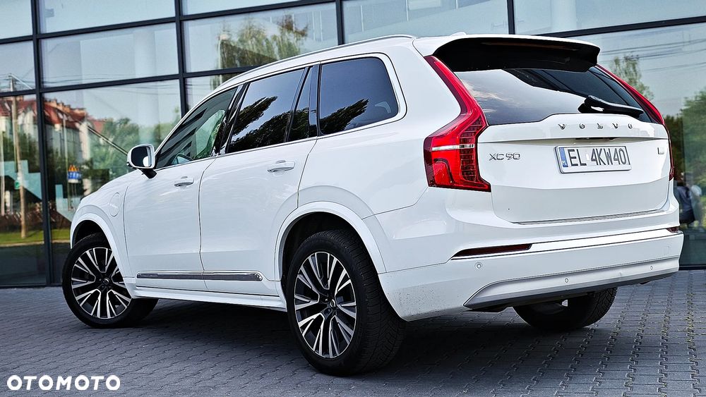Volvo XC 90 - 9