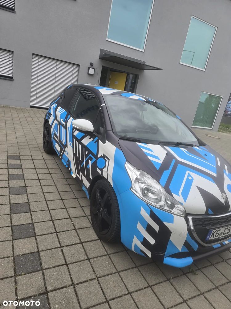 Peugeot 208 1.6 e-HDi Active STT - 1