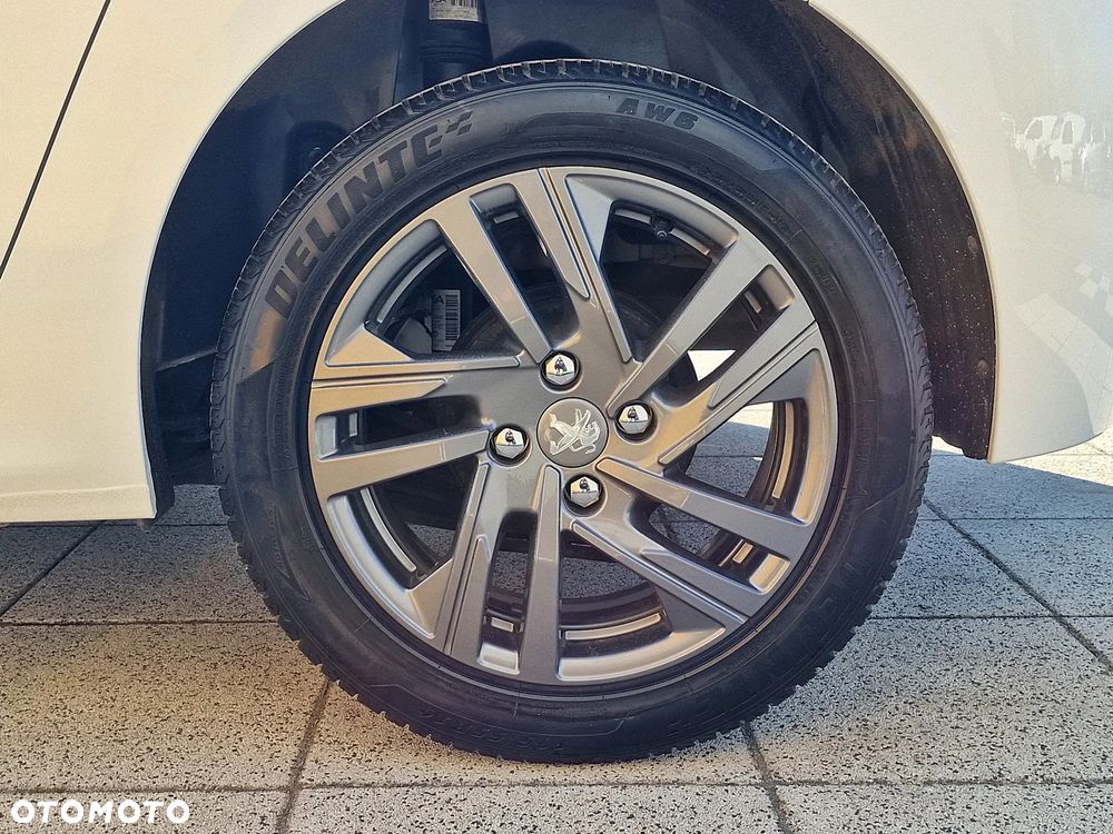Peugeot 208 1.2 PureTech Style S&S - 21